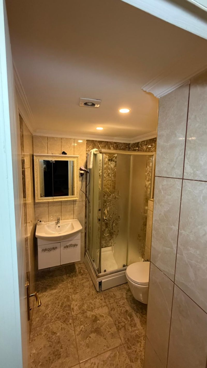 Duşakabinli banyo